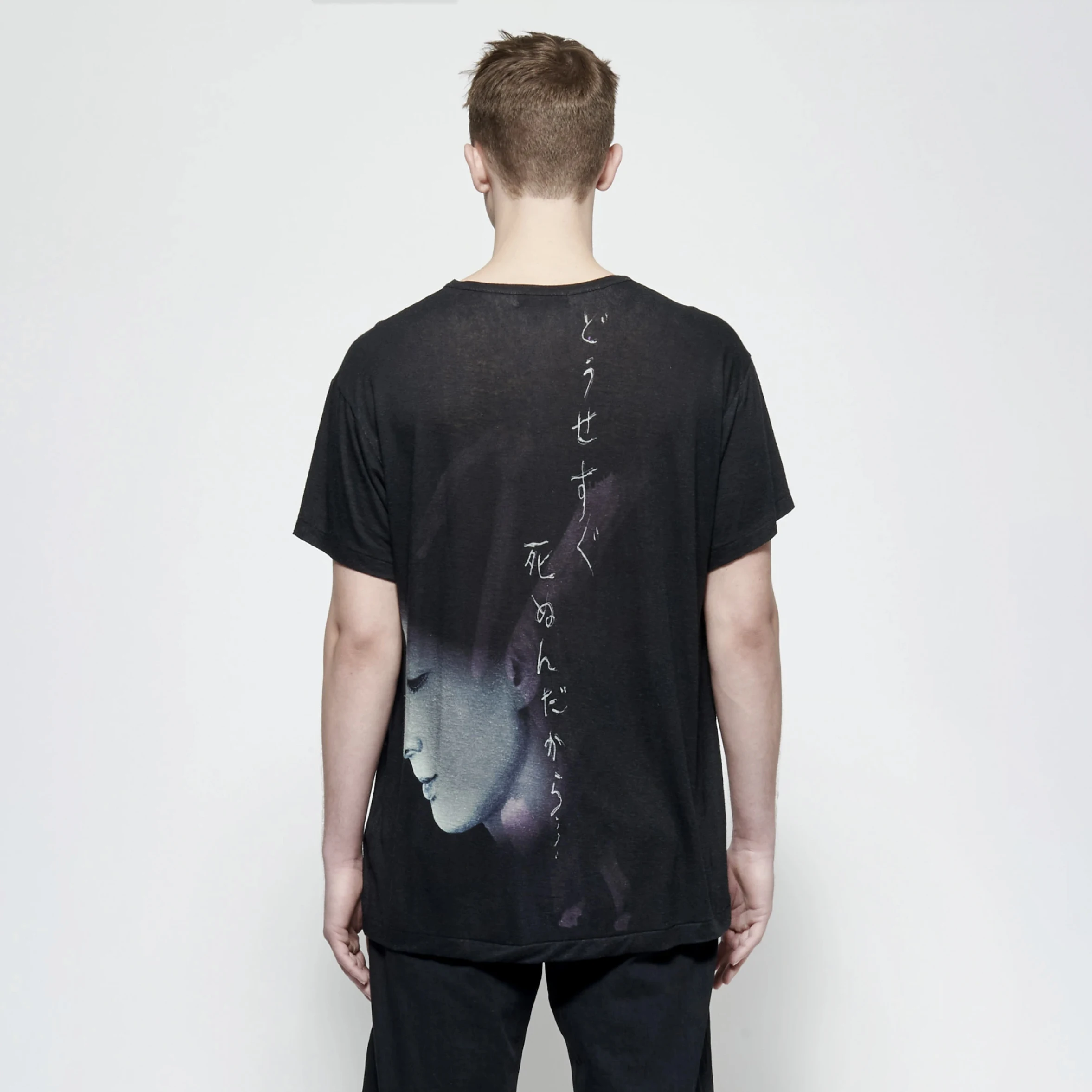 YOJI OOAK Uchida Sukemae Uchida Back Linen Natural Cotton Short sleeved Printed T-shirt from Aoyama, Japan
YOJI OOAK Uchida Sukemae Uchida Back Linen Natural Cotton Short sleeved Printed T-shirt from Aoyama, Japan