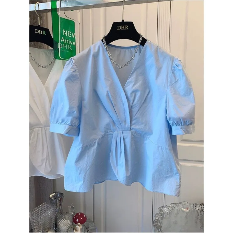 Korean Fashion Solid High End V Neck Short Sleeve Blouse Y2k French Office Lady All Match Women's Shirts Summer Thin Draped Tops
Korean Fashion Solid High End V Neck Short Sleeve Blouse Y2k French Office Lady All Match Women's Shirts Summer Thin Draped Tops