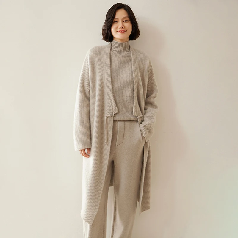 Fashion Women's 100% Cashmere Long Cardigan New Chinese Style Cashmere Sweater Autumn Winter Thick Warm Cashmere Sweater Coat
Fashion Women's 100% Cashmere Long Cardigan New Chinese Style Cashmere Sweater Autumn Winter Thick Warm Cashmere Sweater Coat