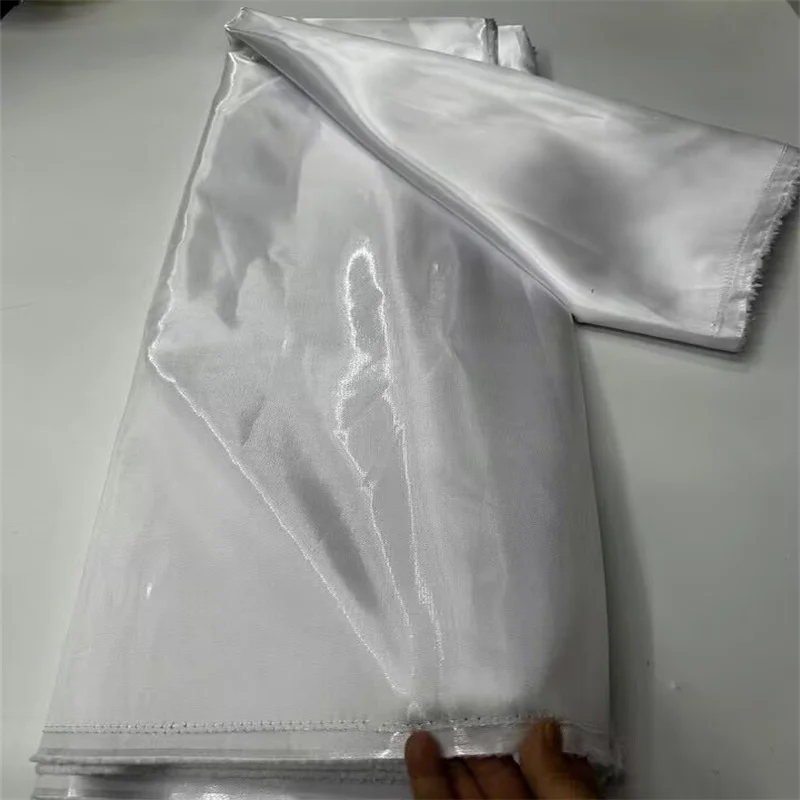 High Quality African Nigerian Tulle Lace Fabric Embroidery Silk Fabric French Dress Prom Party Gown For Sewing 5Yards White
High Quality African Nigerian Tulle Lace Fabric Embroidery Silk Fabric French Dress Prom Party Gown For Sewing 5Yards White