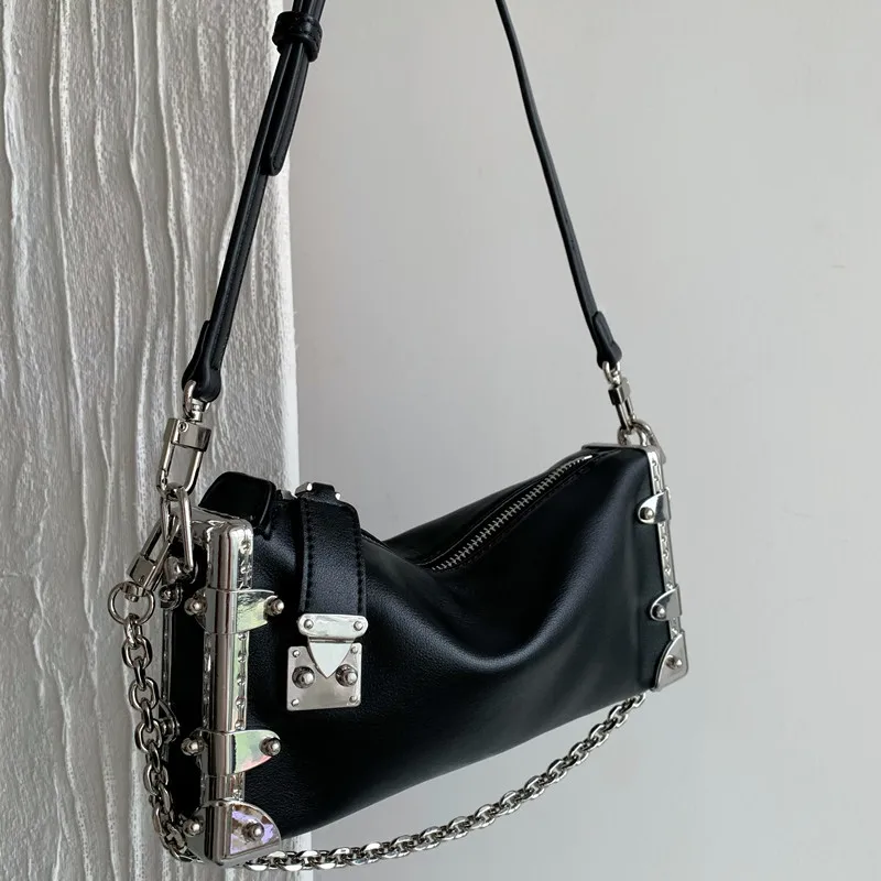 Genuine Leather Box Bags For Women Luxury Designer Handbag Purse 2025 New Vintage Soft Cowhide Chain Rivet Shoulder Crossbody
Genuine Leather Box Bags For Women Luxury Designer Handbag Purse 2025 New Vintage Soft Cowhide Chain Rivet Shoulder Crossbody