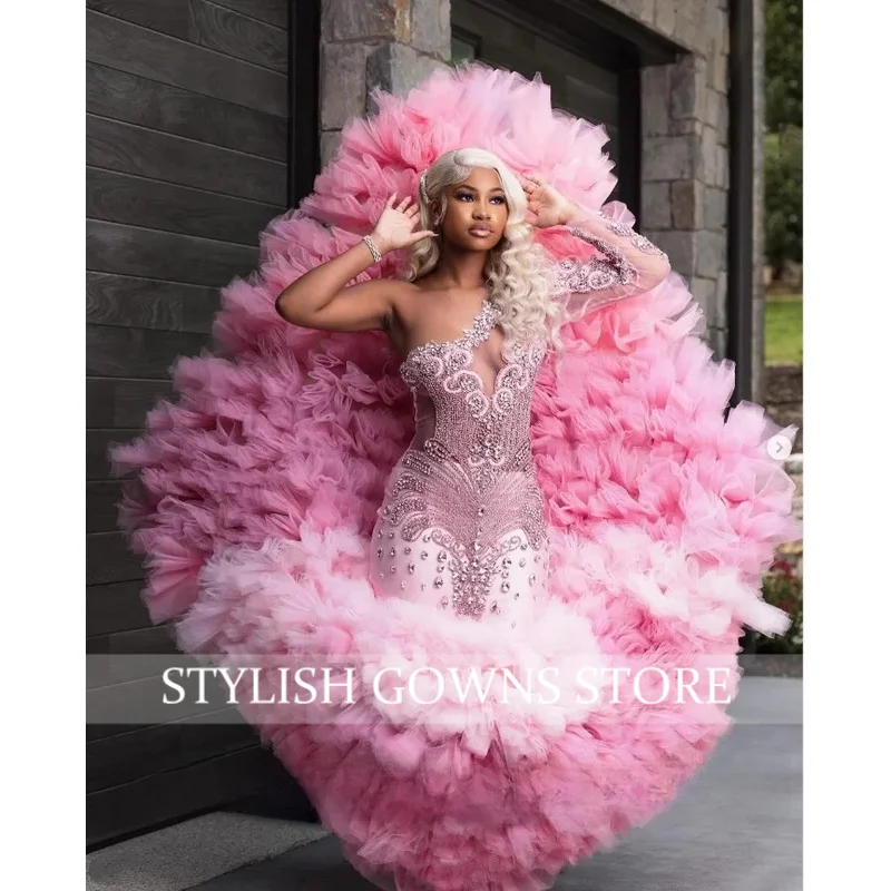 Luxury Lace One Shoulder Sleeve Prom Dress Pink Diamante Beaded Sexy Mermaid Evening Black Girls Customized Dress abiye
Luxury Lace One Shoulder Sleeve Prom Dress Pink Diamante Beaded Sexy Mermaid Evening Black Girls Customized Dress abiye