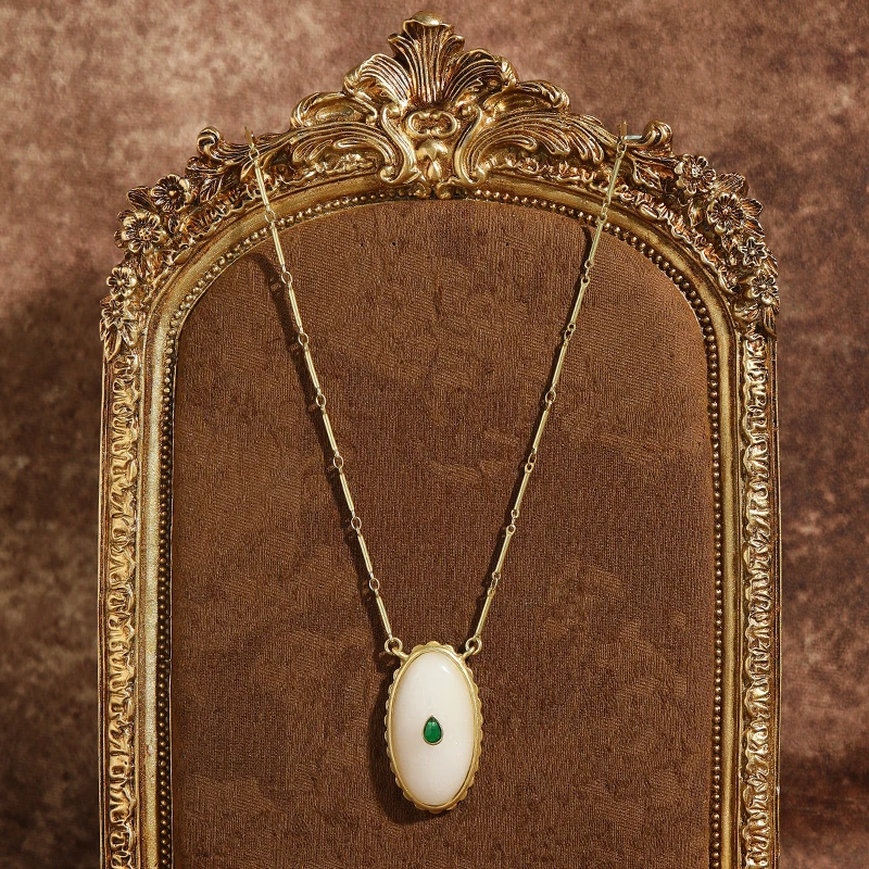 Vintage Oval White Natural Stone Necklace High Quality Pendent Imitation Green Jade Gold Color Wedding Jewelry for Bride Arrival
Vintage Oval White Natural Stone Necklace High Quality Pendent Imitation Green Jade Gold Color Wedding Jewelry for Bride Arrival