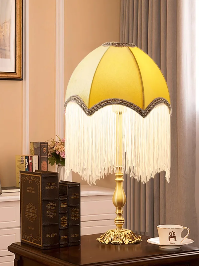 American bedroom bedside lamp, living room Italian retro fringed brass ins wind study desk lamp
American bedroom bedside lamp, living room Italian retro fringed brass ins wind study desk lamp