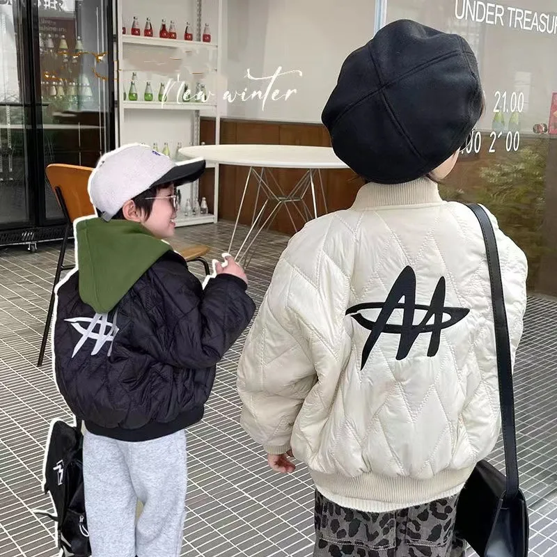 Boys Plush Jacket Autumn And Winter 2024 New Children's Korean Version Boys Winter Cotton Jacket Boys Jacket Baseball Jacket
Boys Plush Jacket Autumn And Winter 2024 New Children's Korean Version Boys Winter Cotton Jacket Boys Jacket Baseball Jacket