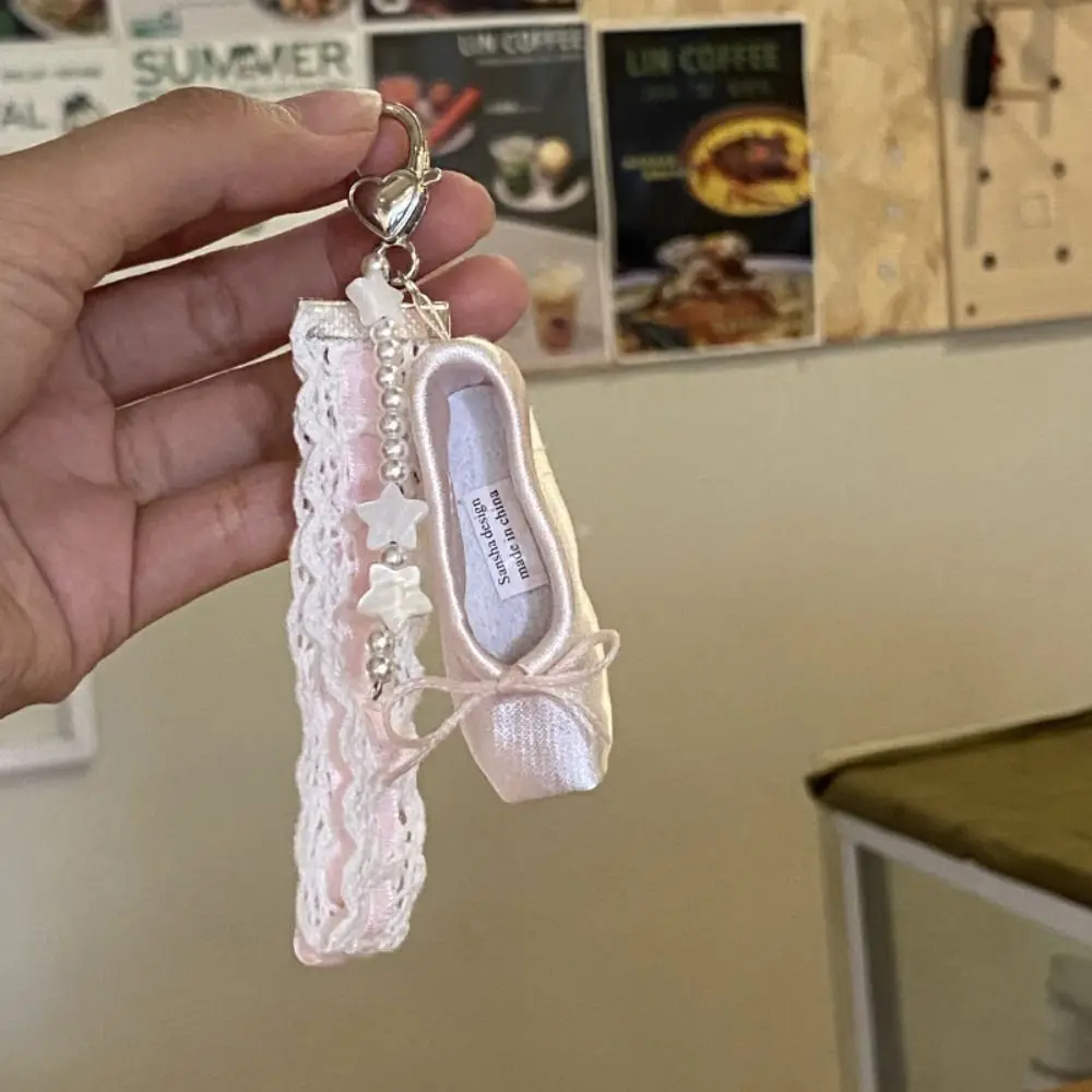Ремешок для телефона в виде балетной туфельки, разноцветный, элегантный, с бусинами, акриловый брелок-цепочка для телефона, ремешок для мобильного телефона для женщин и девушек
Ремешок для телефона в виде балетной туфельки, разноцветный, элегантный, с бусинами, акриловый брелок-цепочка для телефона, ремешок для мобильного телефона для женщин и девушек