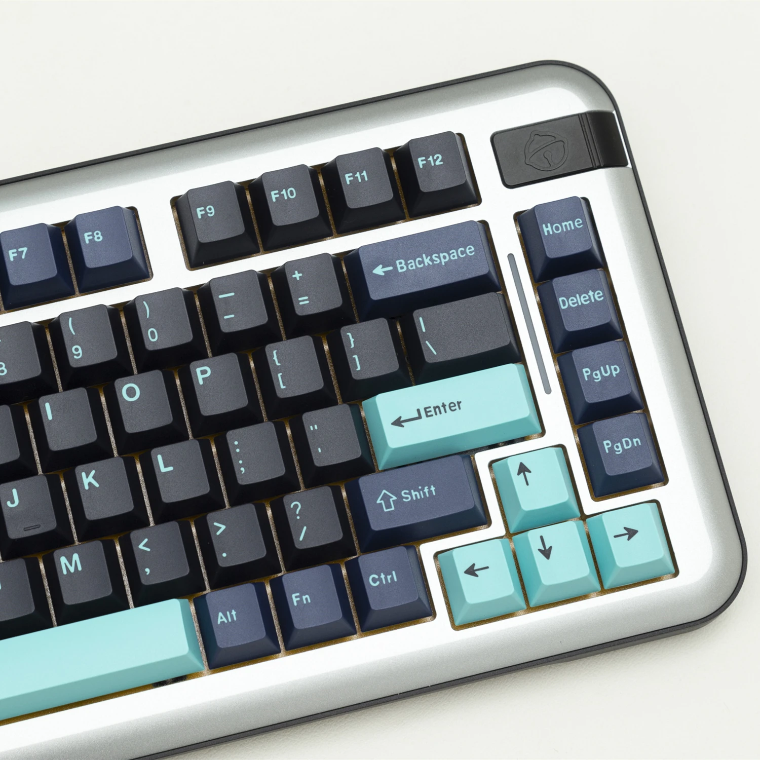 Темные колпачки для клавиш GMK Hammerhead PBT Double Shot Cherry Profile Keycap для переключателя MX Механическая игровая клавиатура Колпачки для клавиш на заказ DIY
Темные колпачки для клавиш GMK Hammerhead PBT Double Shot Cherry Profile Keycap для переключателя MX Механическая игровая клавиатура Колпачки для клавиш на заказ DIY