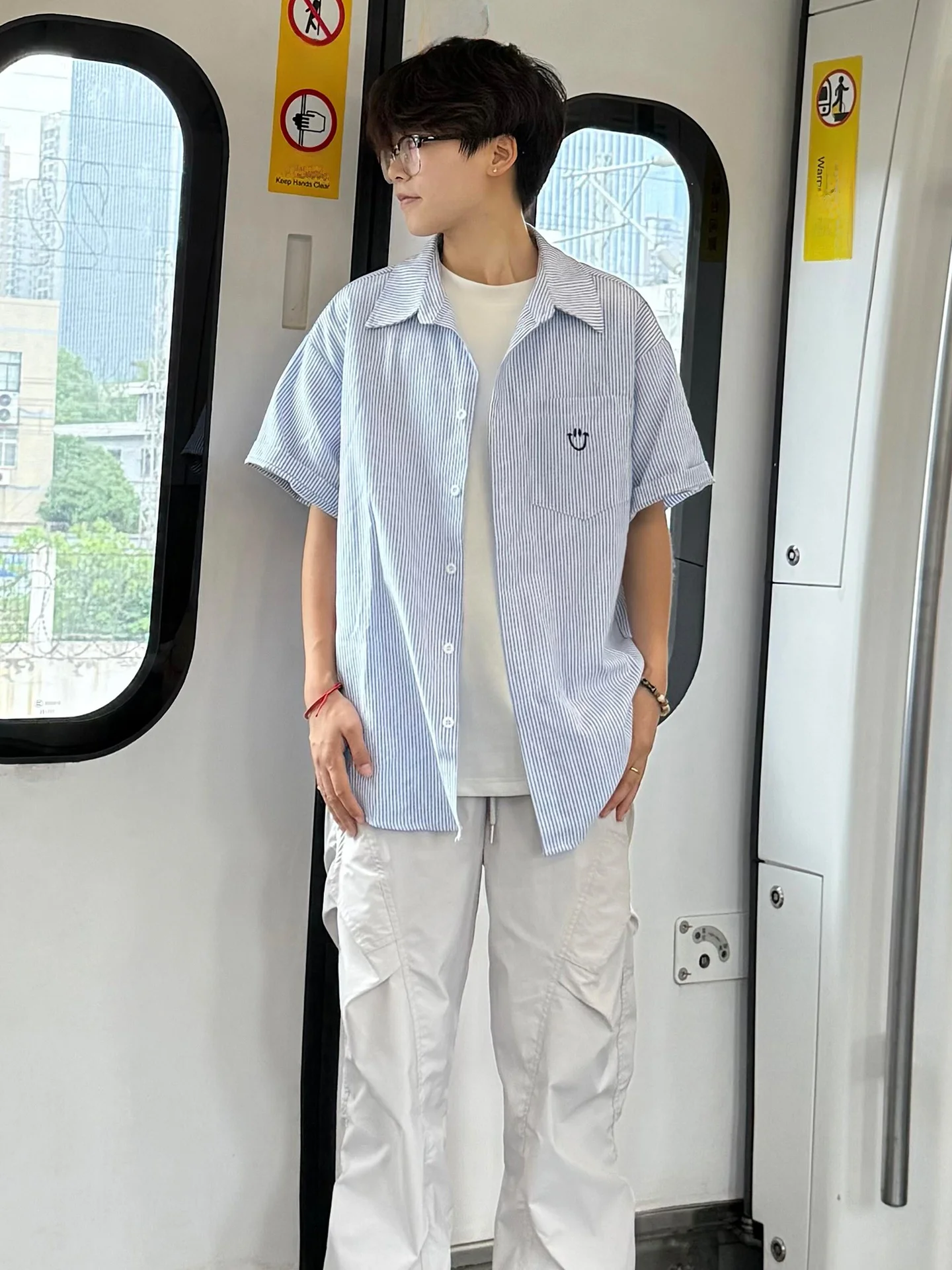 Elegant Summer Striped Men's Shirt Short Sleeve Blue Color Five-Quarter Length Embroidered College Style Breathable Cas...
Elegant Summer Striped Men's Shirt Short Sleeve Blue Color Five-Quarter Length Embroidered College Style Breathable Cas...