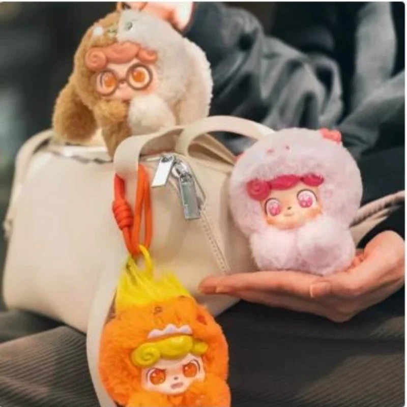 Подлинная JOTOYS Q.kid эмоциональная серия волосатых монстров, слепая коробка, игрушки, плюшевая подвеска, кавайная кукла, загадочная коробка, детская коллекция, подарок
Подлинная JOTOYS Q.kid эмоциональная серия волосатых монстров, слепая коробка, игрушки, плюшевая подвеска, кавайная кукла, загадочная коробка, детская коллекция, подарок