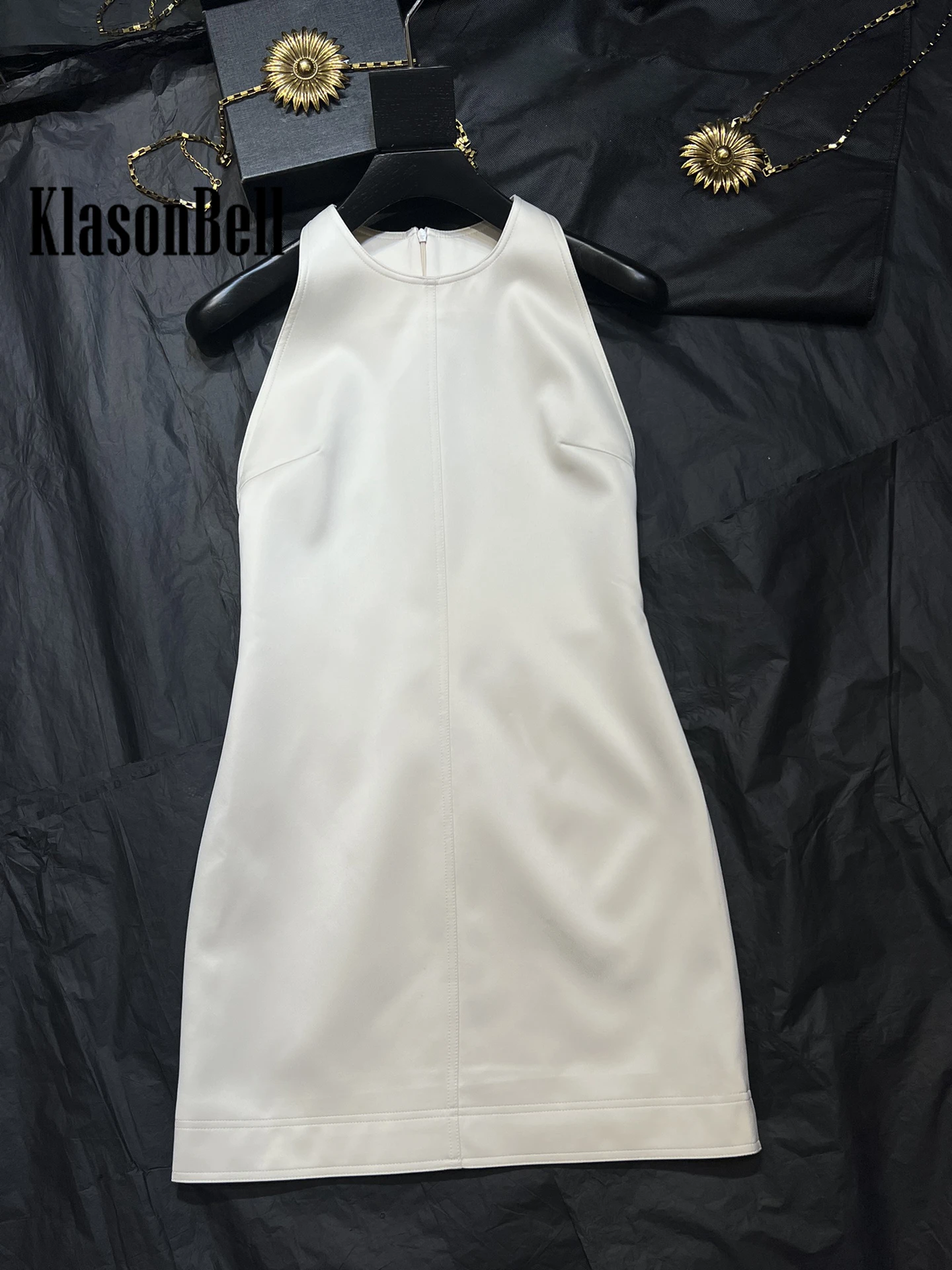 1.9 KlasonBell Fashion Runway O-Neck Sleeveless Tank Dress Temperament Back Exposed Waist Package Hip Dress Women
1.9 KlasonBell Fashion Runway O-Neck Sleeveless Tank Dress Temperament Back Exposed Waist Package Hip Dress Women