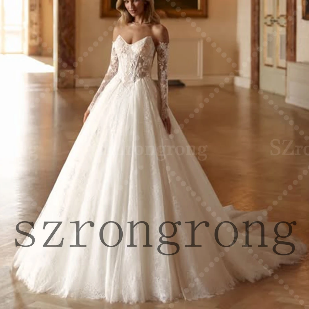 Custom Made Bohemaid Off Shoulder Tulle Wedding Dress Ball Gown Open Back Lace Floor Length Bridal Dress with Court
Custom Made Bohemaid Off Shoulder Tulle Wedding Dress Ball Gown Open Back Lace Floor Length Bridal Dress with Court