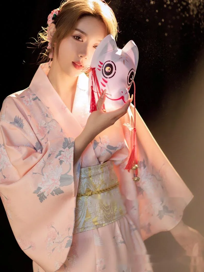 2025 Traditional Japanese cute god girl modified Japanese kimono New girl formal dress
2025 Traditional Japanese cute god girl modified Japanese kimono New girl formal dress