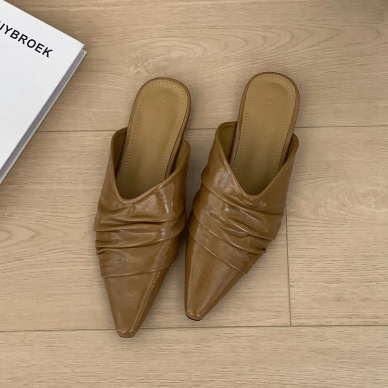 Fashion Pointed Toe Flats Slippers Women Fashion Mule Shoes Spring Sandals 2026 Dress Pleated Slip On Close Toe Women Flip Flops
Fashion Pointed Toe Flats Slippers Women Fashion Mule Shoes Spring Sandals 2026 Dress Pleated Slip On Close Toe Women Flip Flops
