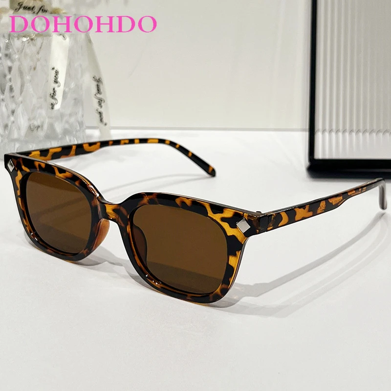 Retro Luxury Brand Design Square Sunglasses For Women Men Fashion Outdoors Travel Drive Eyeglasses Trending Lentes De Sol UV400
Retro Luxury Brand Design Square Sunglasses For Women Men Fashion Outdoors Travel Drive Eyeglasses Trending Lentes De Sol UV400