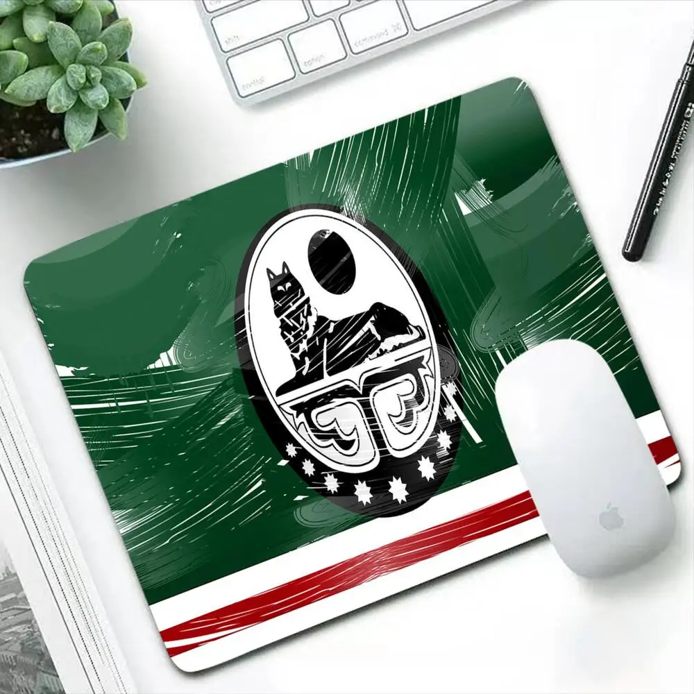 Chechen Flag Small Mouse Pad Speed Gaming Accessories Keyboard alfombrillas de ratón Gabinete Gamer Mouse Mat CS GO Mousepad
Chechen Flag Small Mouse Pad Speed Gaming Accessories Keyboard alfombrillas de ratón Gabinete Gamer Mouse Mat CS GO Mousepad