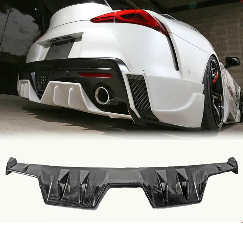Подходит для Toyota New Supra A90, обновленный задний спойлер и комплект губ из углеродного волокна версии RJ. 
Подходит для Toyota New Supra A90, обновленный задний спойлер и комплект губ из углеродного волокна версии RJ.
