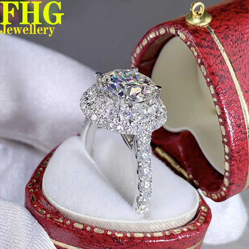6 Carat Solid Au750 18K White Gold Ring DVVS Moissanite Diamonds Round Wedding Party Engagement Anniversary Ring
6 Carat Solid Au750 18K White Gold Ring DVVS Moissanite Diamonds Round Wedding Party Engagement Anniversary Ring