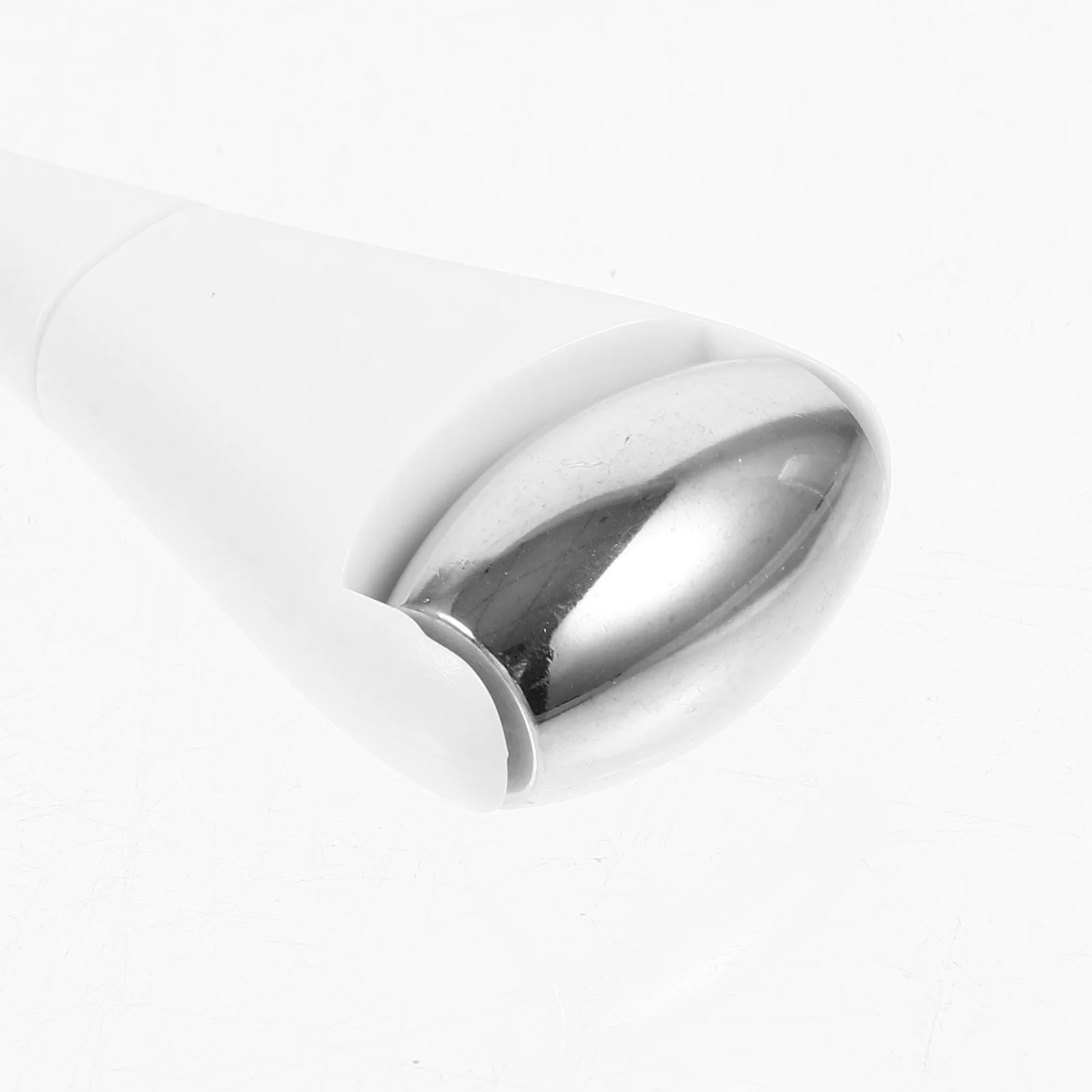 Ice Face Roller Eye Massage Roller Durable Skin Massager Tool Cooling Puffiness Relief Women Face Care Beauty Tool 
Ice Face Roller Eye Massage Roller Durable Skin Massager Tool Cooling Puffiness Relief Women Face Care Beauty Tool