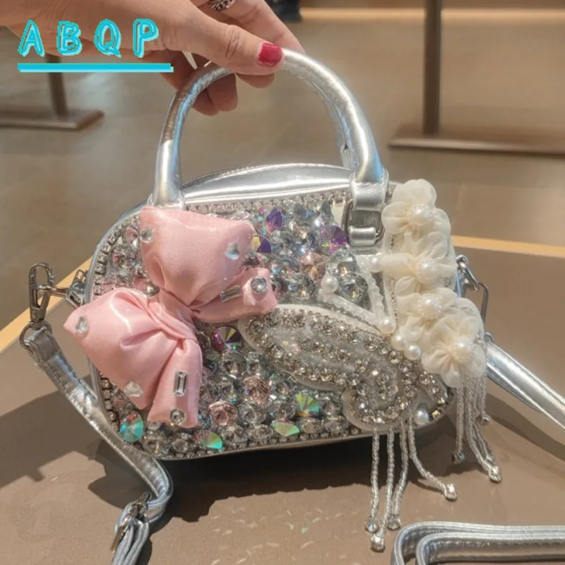 Women's Diamond-encrusted Handbags Luxury Brand Genuine Leather Diamond-encrusted Women's Shoulder Bag Bow Fashion Women's Bag
Women's Diamond-encrusted Handbags Luxury Brand Genuine Leather Diamond-encrusted Women's Shoulder Bag Bow Fashion Women's Bag