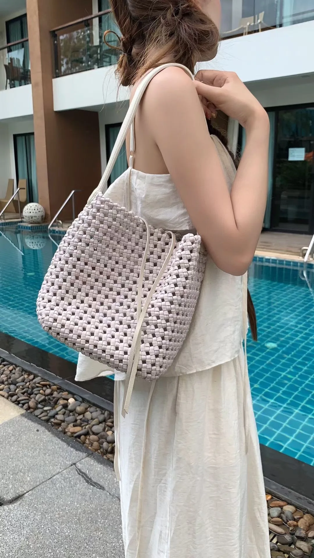 New French Style Luxury Handmade Crossbody Bag Diamond Pearl Colour Large Capacity Underarm Bag Polyester Shoulder Handbag
New French Style Luxury Handmade Crossbody Bag Diamond Pearl Colour Large Capacity Underarm Bag Polyester Shoulder Handbag