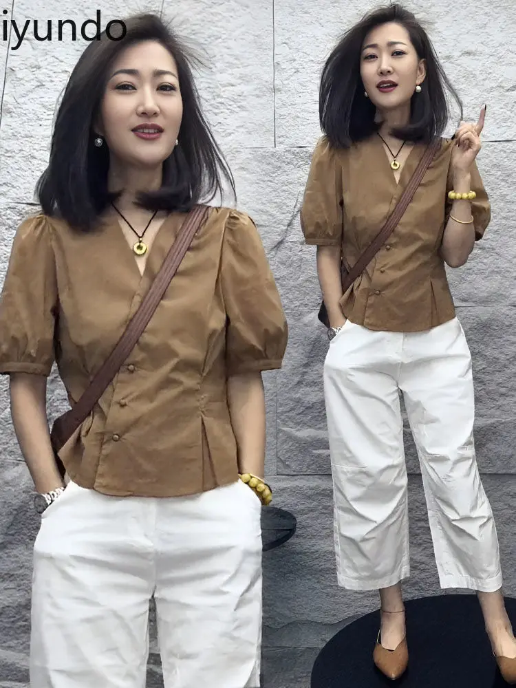 Women's V-Neck Shirt 2025 Summer New Design - Minimalist Asymmetrical Slanted Buttons High-End Trendy Chic Top for Girls
Women's V-Neck Shirt 2025 Summer New Design - Minimalist Asymmetrical Slanted Buttons High-End Trendy Chic Top for Girls