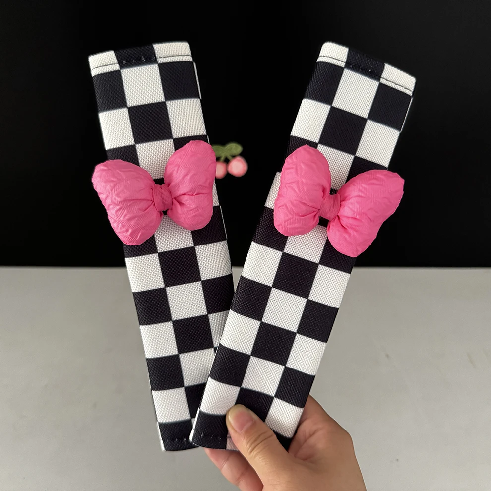 New Car Styling Pendant Kawaii Panda Flower Shoulder Pad Decoration Protector Car Accessories Interior Seat Belt Protector
New Car Styling Pendant Kawaii Panda Flower Shoulder Pad Decoration Protector Car Accessories Interior Seat Belt Protector
