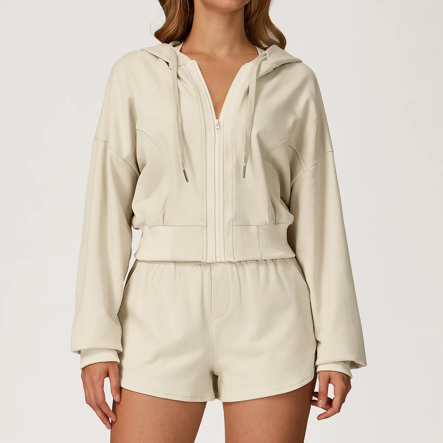 Autumn Winter Sportswear Long Sleeve Zipper Hooded Cropped Jacket and Sports Shorts Suit Casual Workout Fitness Running Yoga Set
Autumn Winter Sportswear Long Sleeve Zipper Hooded Cropped Jacket and Sports Shorts Suit Casual Workout Fitness Running Yoga Set