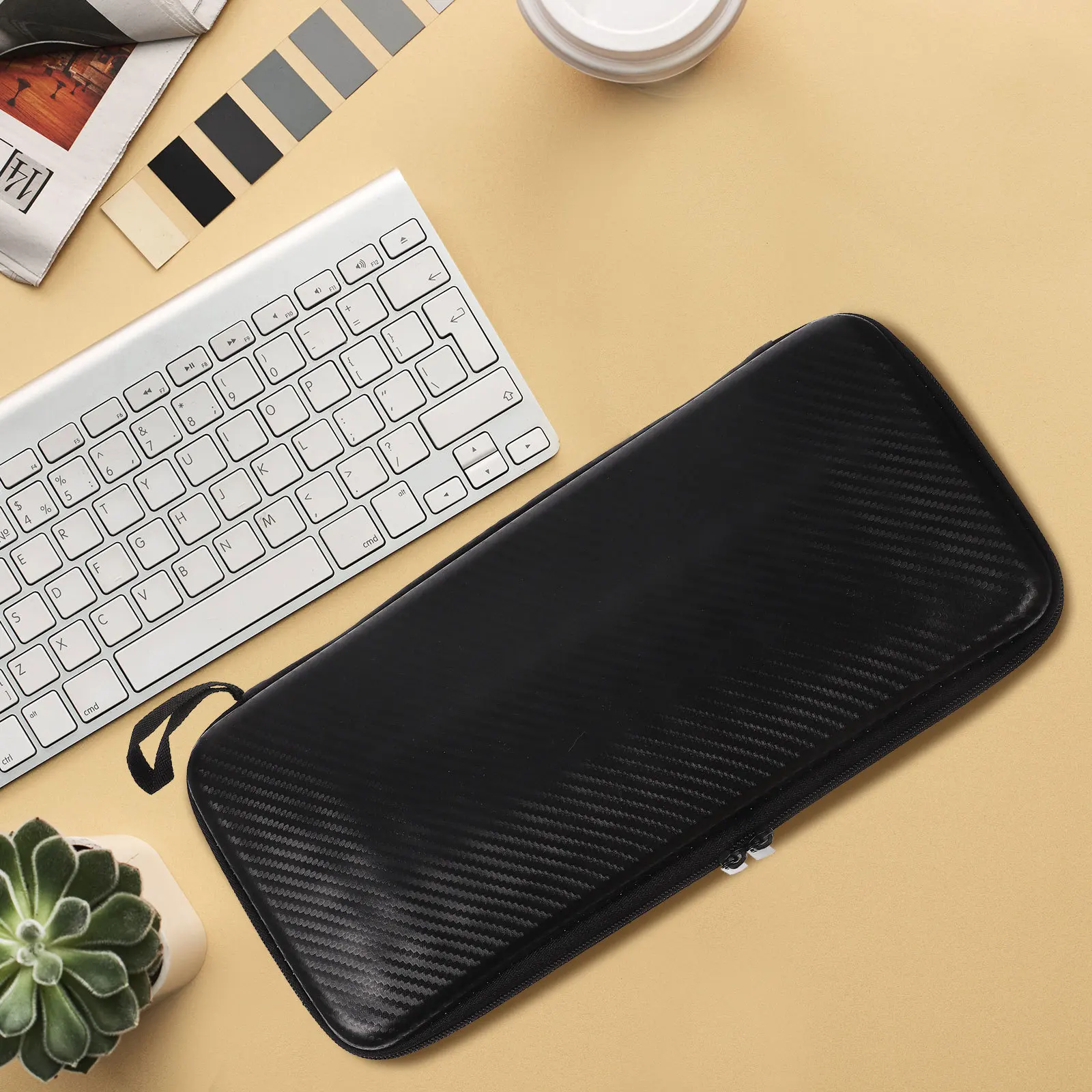 PU Keyboard Storage Case Lightweight Protective Zipper Sleeve Portable Mechanical Wireless Keyboard Carrying
PU Keyboard Storage Case Lightweight Protective Zipper Sleeve Portable Mechanical Wireless Keyboard Carrying