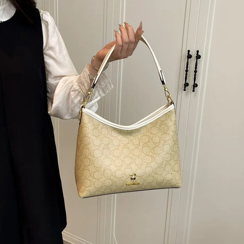 Женская современная сумка через плечо, современный дизайн для моды, индивидуальные стильные
Женская современная сумка через плечо, современный дизайн для моды, индивидуальные стильные