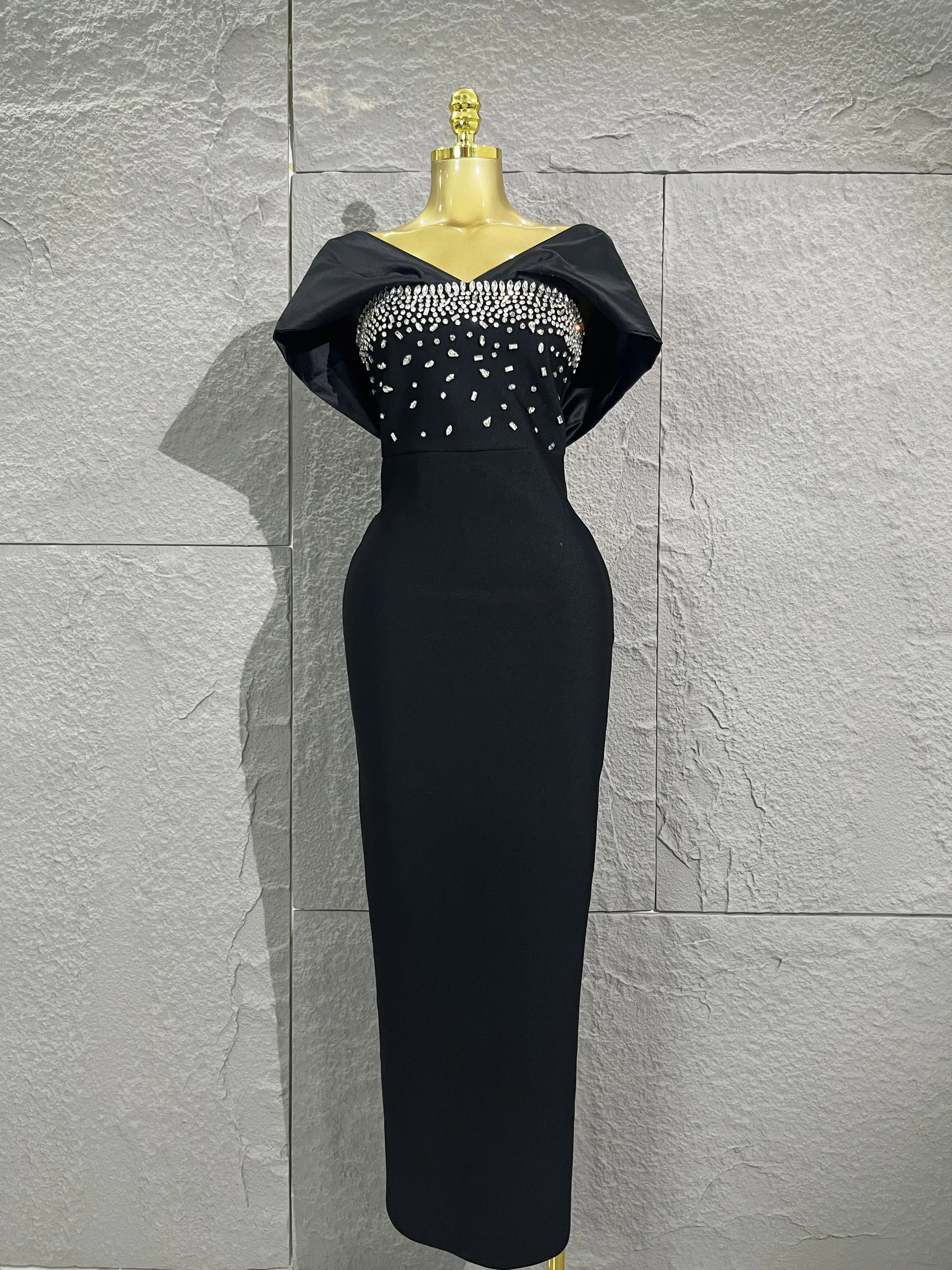 Chic Black Off - Shoulder Crystal - Studded Dress.Shine bright in this black showstopper! dazzling crystals!
Chic Black Off - Shoulder Crystal - Studded Dress.Shine bright in this black showstopper! dazzling crystals!