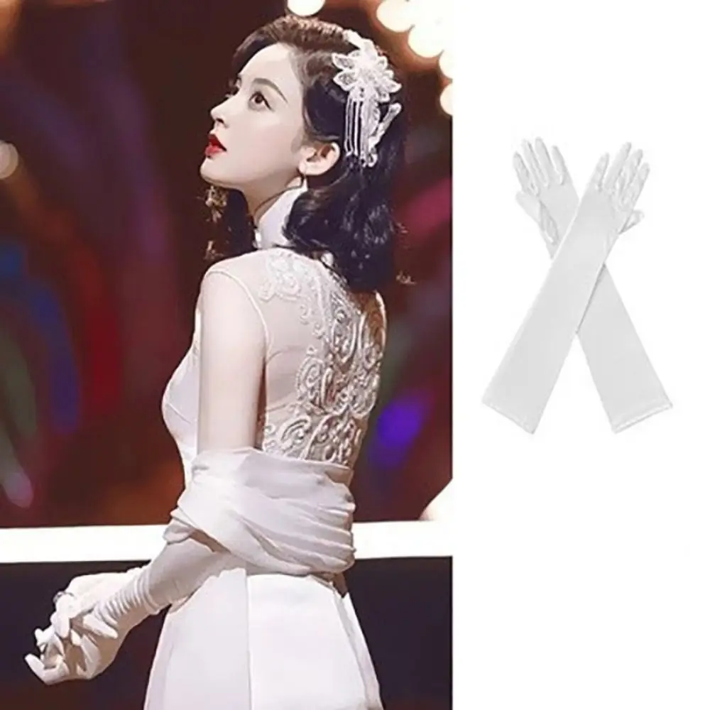 1 Pair Marie Cat Cos White Satin Gloves Wedding Mesh Elegant Bow Knot Gloves Thin Short Glove Lace Gloves Women Evening Party
1 Pair Marie Cat Cos White Satin Gloves Wedding Mesh Elegant Bow Knot Gloves Thin Short Glove Lace Gloves Women Evening Party