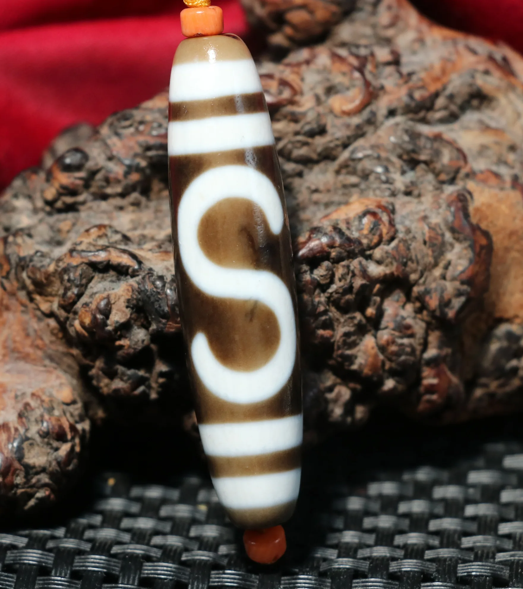 Tibetan Old Agate Oily Patina GONGXIFACAI 1005009037536626 DAJIDALIFACAI S Money Hook Be Rich Symbol dZi Bead Amulet
Tibetan Old Agate Oily Patina GONGXIFACAI 1005009037536626 DAJIDALIFACAI S Money Hook Be Rich Symbol dZi Bead Amulet