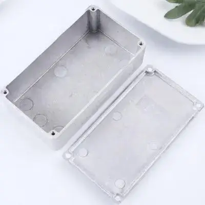 Effect Enclosure Aluminum Box For Diy Guitar Pedal Unfinished Metal Stomp Case Smooth Anti-Rust Surface Guitar Effect 
Effect Enclosure Aluminum Box For Diy Guitar Pedal Unfinished Metal Stomp Case Smooth Anti-Rust Surface Guitar Effect
