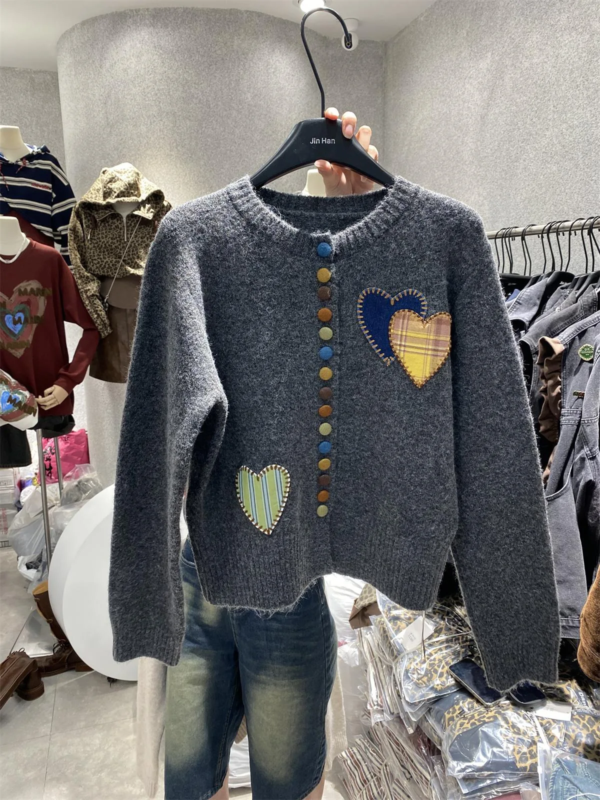 Colorful Button Heart Sweaters Women's Autumn Winter Cashmere New Fashion Casual Crew Neck All-match Knitted Cardigan Tops N413
Colorful Button Heart Sweaters Women's Autumn Winter Cashmere New Fashion Casual Crew Neck All-match Knitted Cardigan Tops N413