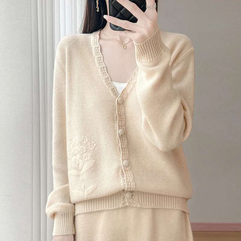 Women's 100% Merino Wool Cardigan V-Neck Heavy Crocheted Coat Fashion Solid Color Jacquard Large Size Knitwear Loose Top Autumn
Women's 100% Merino Wool Cardigan V-Neck Heavy Crocheted Coat Fashion Solid Color Jacquard Large Size Knitwear Loose Top Autumn