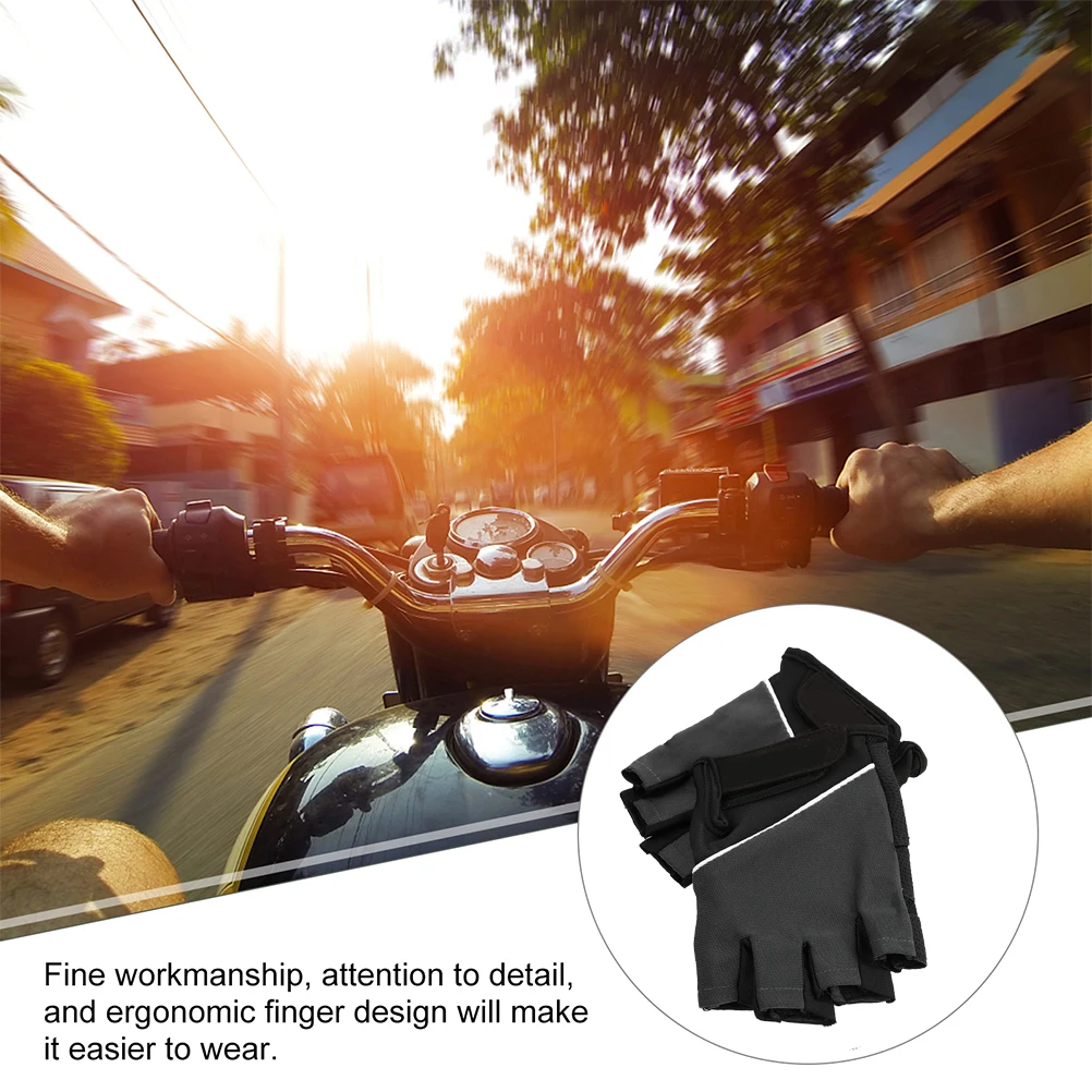 1 Pair Anti-Slip Breathable Half Finger Sports Gloves Outdoor Cycling Fitness Riding Gloves For Men Women Unisex
1 Pair Anti-Slip Breathable Half Finger Sports Gloves Outdoor Cycling Fitness Riding Gloves For Men Women Unisex