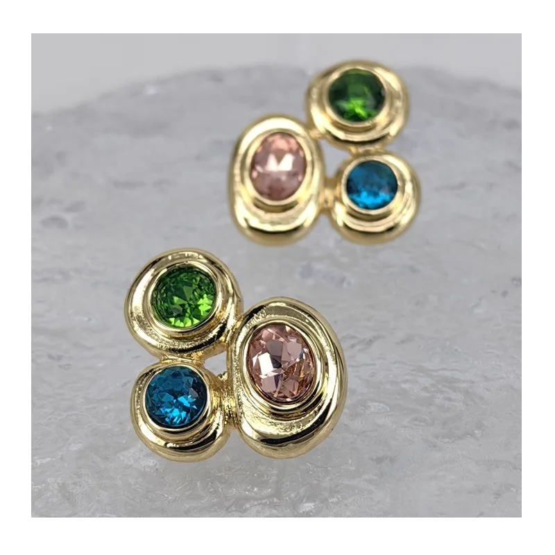 Medieval Replica Earrings, Court Style High-end Jewelry, Earrings, Needles, Live Broadcast Explosion
Medieval Replica Earrings, Court Style High-end Jewelry, Earrings, Needles, Live Broadcast Explosion