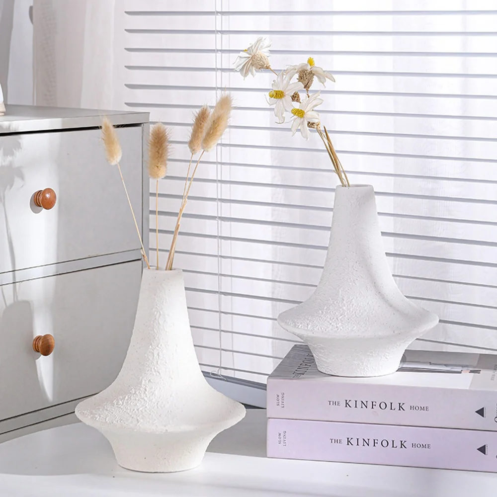 Ceramic vase advanced sense creative personality dry flower machine house quiet wind Creative Abstract Desk Nordic Minimalist
Ceramic vase advanced sense creative personality dry flower machine house quiet wind Creative Abstract Desk Nordic Minimalist