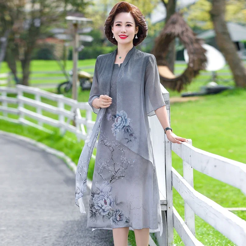 Fake two Summer Silk Middle Aaged Women Chiffon Short Sleeve Midi Dress Female Elegant Mother Dresses Vestitos JJ73
Fake two Summer Silk Middle Aaged Women Chiffon Short Sleeve Midi Dress Female Elegant Mother Dresses Vestitos JJ73