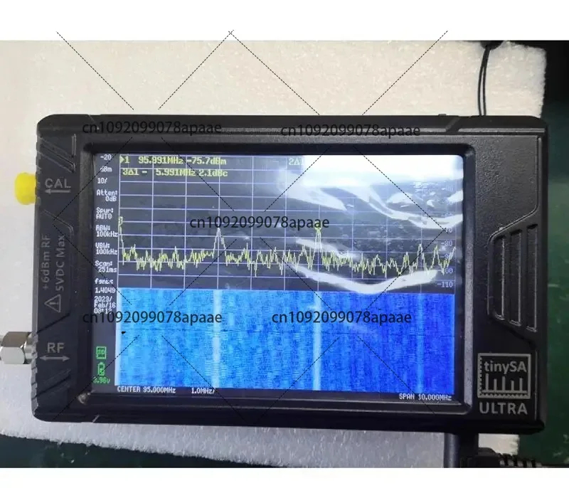 Original Tinysa 100KHz-5.3GHz 4-inch Handheld RF Spectrum Analyzer with Battery and Generator
Original Tinysa 100KHz-5.3GHz 4-inch Handheld RF Spectrum Analyzer with Battery and Generator