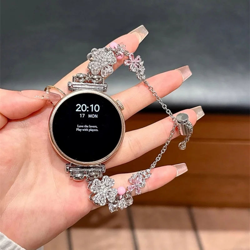 Rotating flower chain for Huawei GT5/GT5 Pro/GT4/GT2/3/4 with 22mm/20mm/18mm fashion bands
Rotating flower chain for Huawei GT5/GT5 Pro/GT4/GT2/3/4 with 22mm/20mm/18mm fashion bands