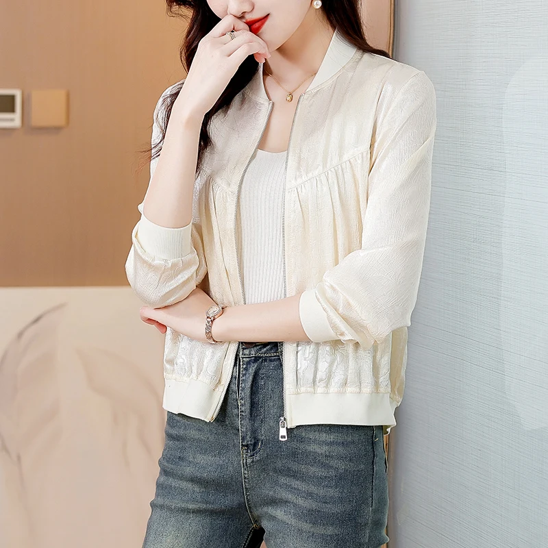 Jacquard Satin Short Jackets Woman Solid Color Outwear Coats Femme Clothes Zipper Baseball Jacket 2025 Ladies Fashion Jacket
Jacquard Satin Short Jackets Woman Solid Color Outwear Coats Femme Clothes Zipper Baseball Jacket 2025 Ladies Fashion Jacket
