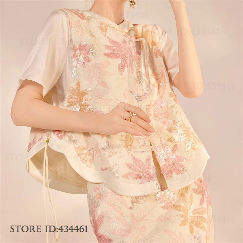 Luxury Embroidery Sequin Tang Clothes Top New Chinese Style Qipao Vest Outwear Sexy Sleeveless Jacket Waistcoat Women Streetwear
Luxury Embroidery Sequin Tang Clothes Top New Chinese Style Qipao Vest Outwear Sexy Sleeveless Jacket Waistcoat Women Streetwear