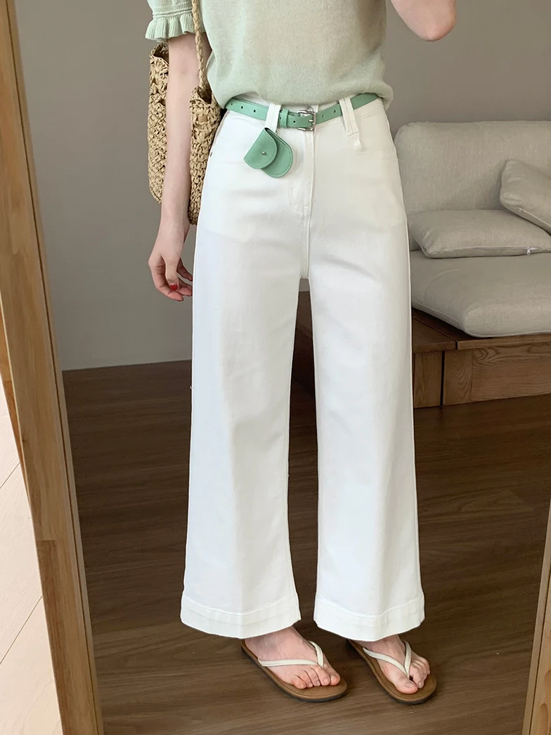 Classic Straight Leg Denim Jeans Casual Women's Fashion Slimming Long Pants Spring 2026 New Style High Waist Cotton Material
Classic Straight Leg Denim Jeans Casual Women's Fashion Slimming Long Pants Spring 2026 New Style High Waist Cotton Material