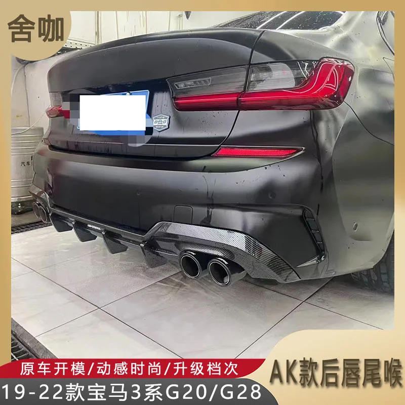 Suitable for The 19-2022 3 Series G20/ G28M Sport Edition has been modified with AK rear lip, a bright black tail lip and four e
Suitable for The 19-2022 3 Series G20/ G28M Sport Edition has been modified with AK rear lip, a bright black tail lip and four e