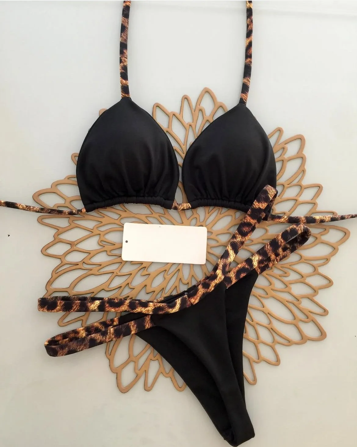 Sexy Extreme String Mini Micro Thong Bikini Female Swimsuit Women Swimwear Two-pieces Bikini set Bather Bathing Suit Swim
Sexy Extreme String Mini Micro Thong Bikini Female Swimsuit Women Swimwear Two-pieces Bikini set Bather Bathing Suit Swim