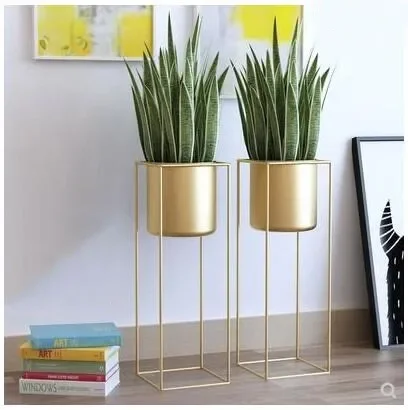 Nordic florist flower shelf bedroom living room floor to the floor flower shelf corner balcony contracted green plant pot
Nordic florist flower shelf bedroom living room floor to the floor flower shelf corner balcony contracted green plant pot