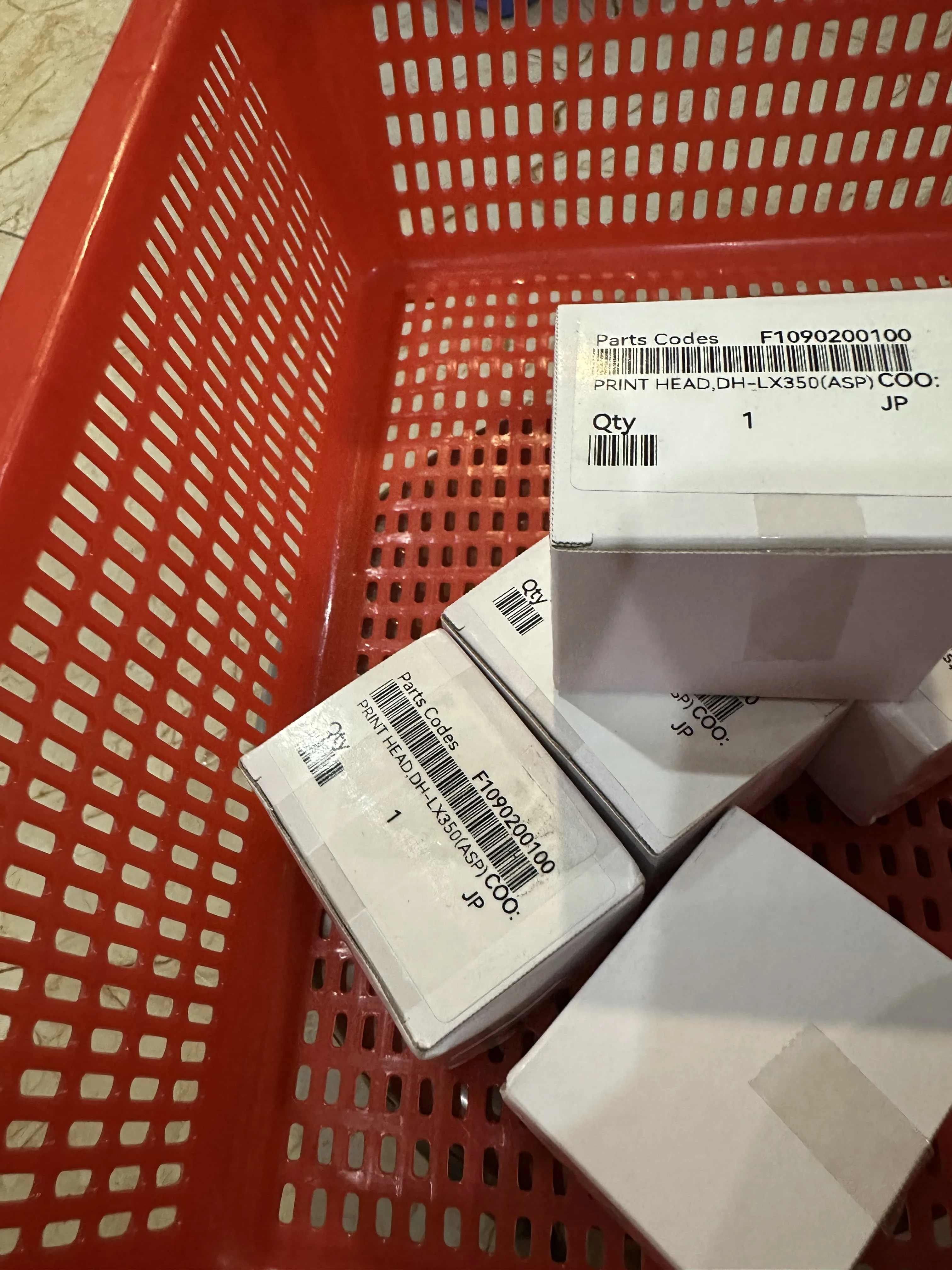 1 шт. печатающая головка F109000 для Epson LX310 LX350, новая совместимая головка принтера с матрицей 
1 шт. печатающая головка F109000 для Epson LX310 LX350, новая совместимая головка принтера с матрицей