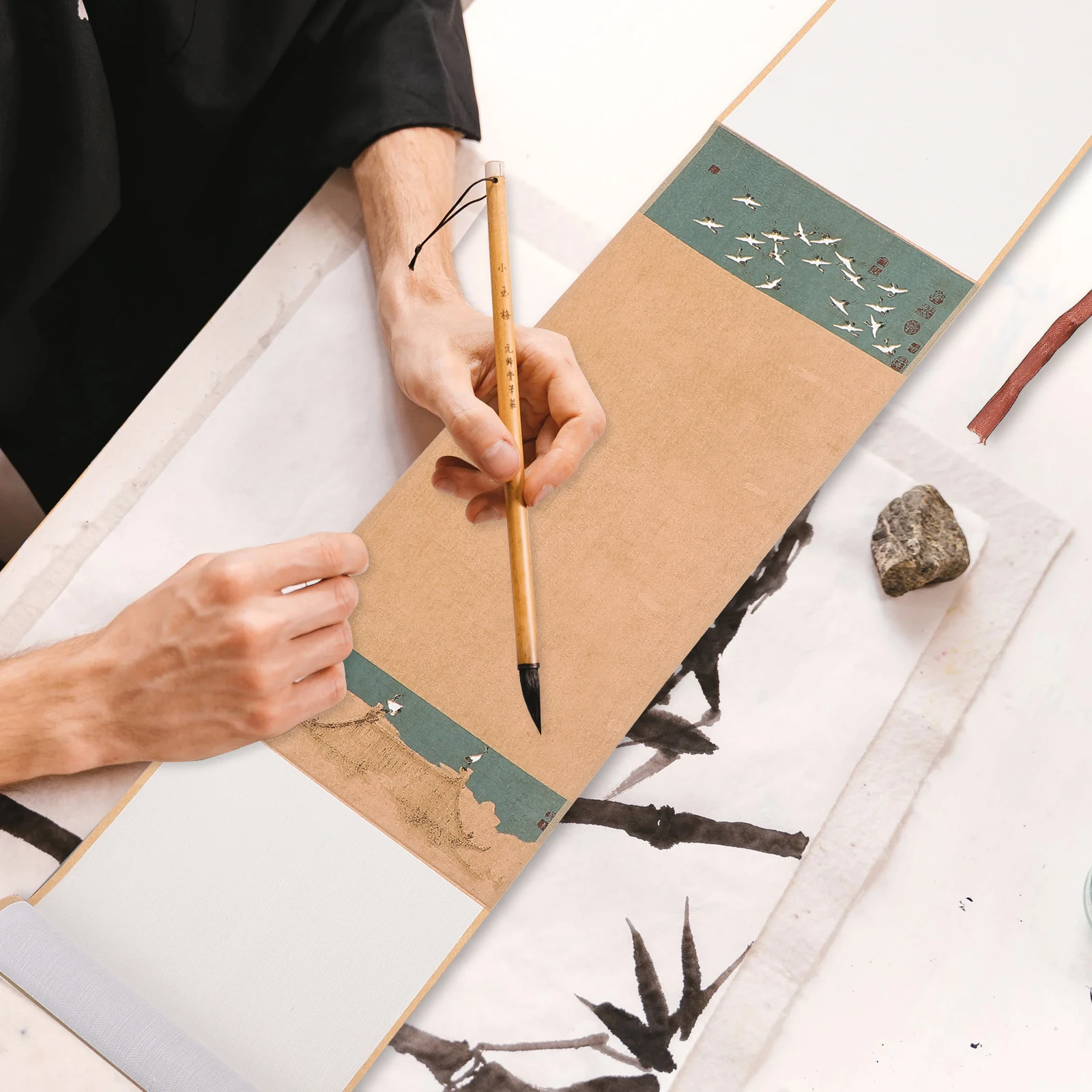 Rice Paper Hanging Shaft Blank Scroll Calligraphy Drawing Chinese Painting Supply Watercolor Art Gifts
Rice Paper Hanging Shaft Blank Scroll Calligraphy Drawing Chinese Painting Supply Watercolor Art Gifts