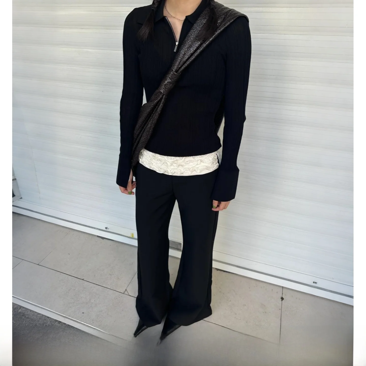 Low Waist Pleated Ruffle Wide Leg Pants Women's Black Long Trousers Elegant Drapey Feel Polyester Fiber Sweet Style
Low Waist Pleated Ruffle Wide Leg Pants Women's Black Long Trousers Elegant Drapey Feel Polyester Fiber Sweet Style